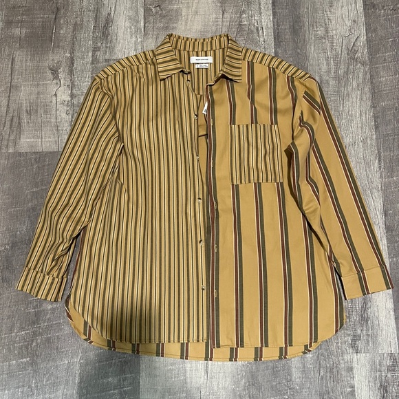 Urban Outfitters Long Sleeve Button Down Up Mens M - Picture 1 of 4